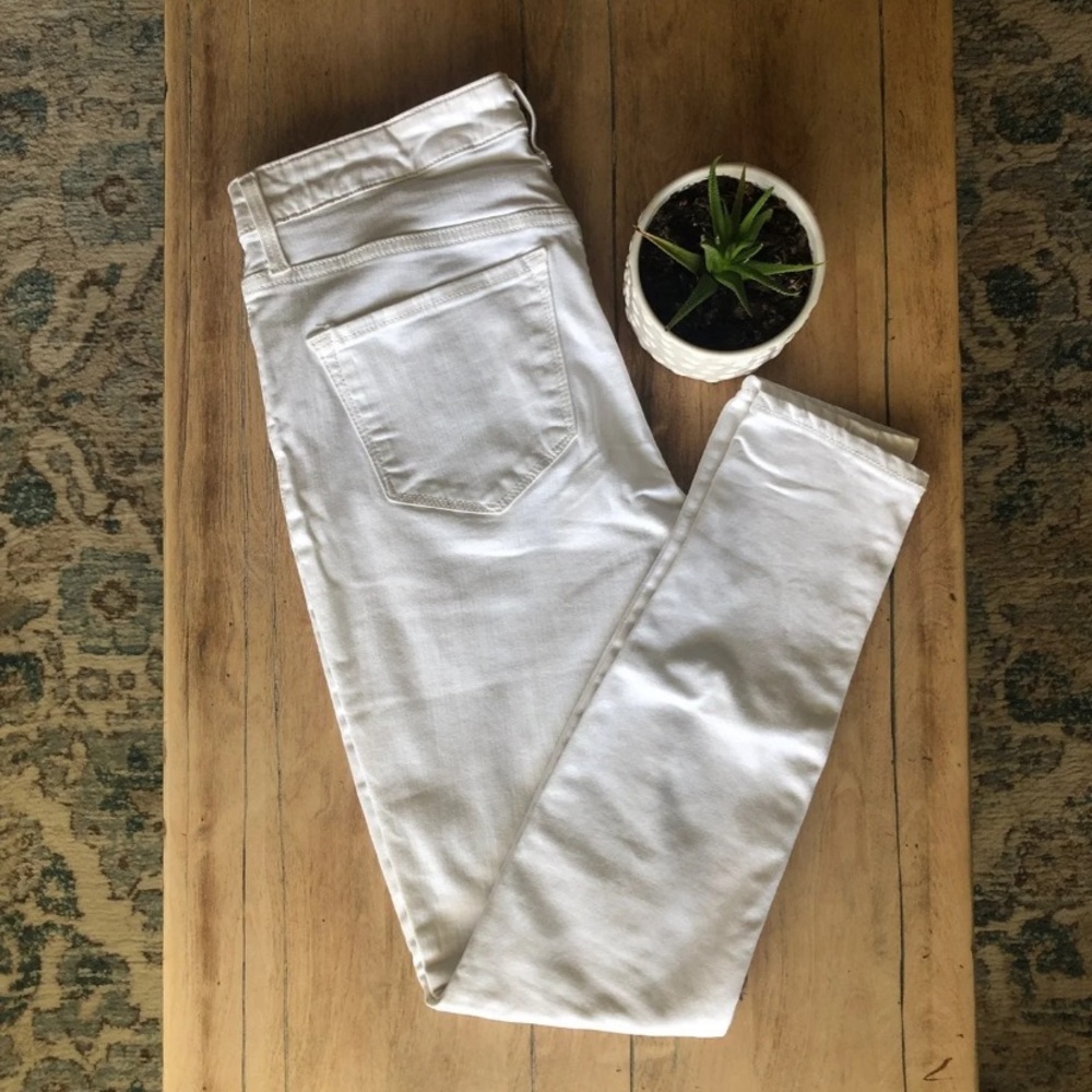 Old Navy Rockstar jeans sz 6